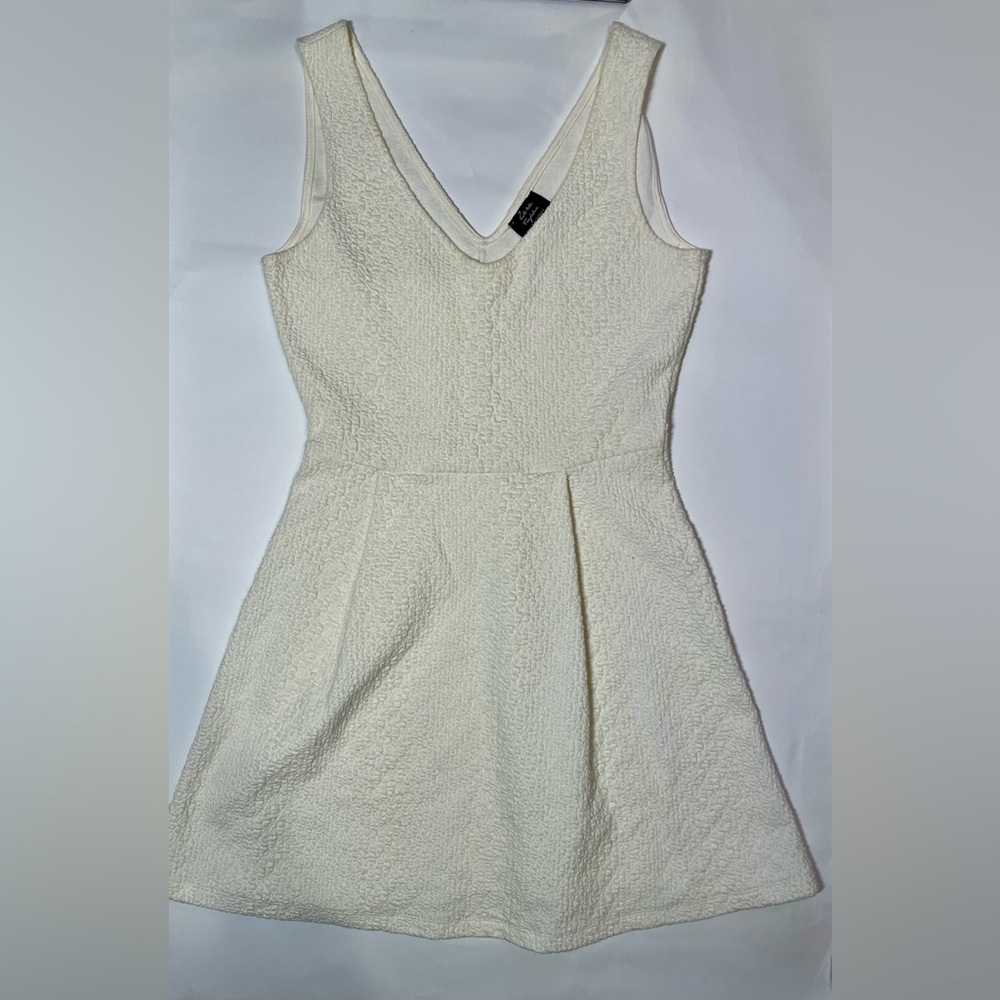 Zara Off White Mini V Neck Skater Dress